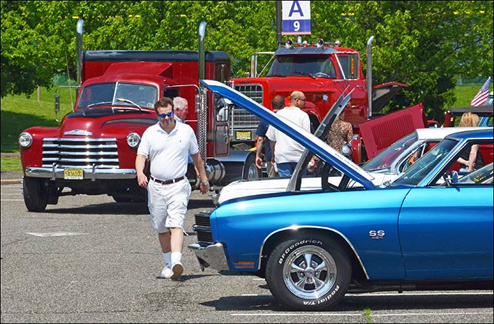 trucks